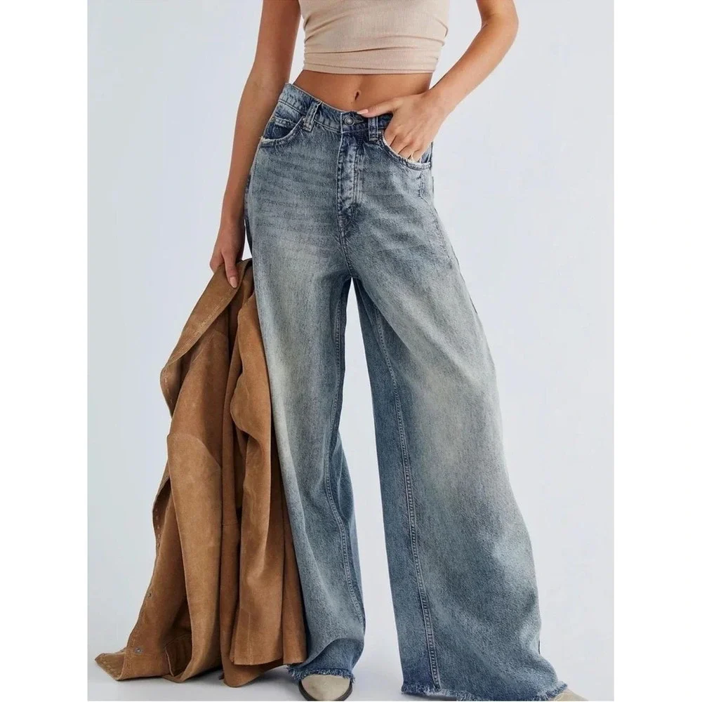 Free People We The Free Old West Slouchy Wide Leg Jeans Light Wash Blue 28 NWT